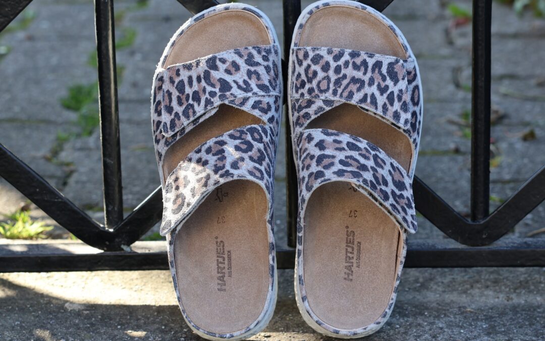 🌷NEU🐆 Die Modelle Pantalotte und Sneaker mit Leoparden Muster von Hartjes.